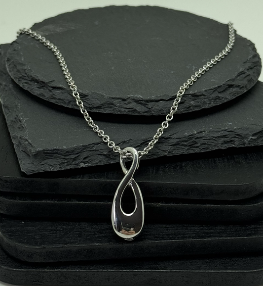 Personalised Infinity Ashes Necklace – Memorial Urn Jewellery