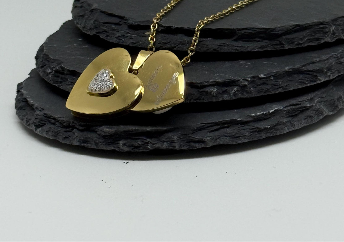 Hidden Heart Locket Necklace - Custom Engravend Hidden Message