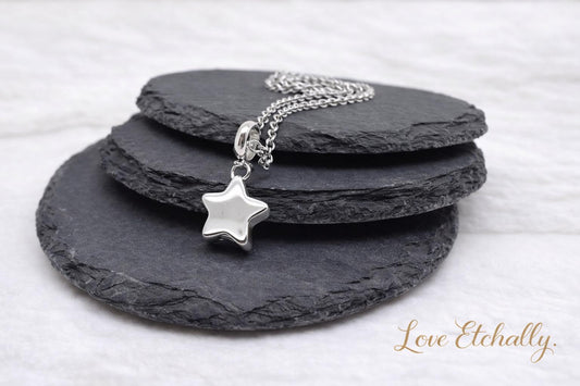 Personalised Star Ashes Necklace – Memorial Keepsake Jewellery