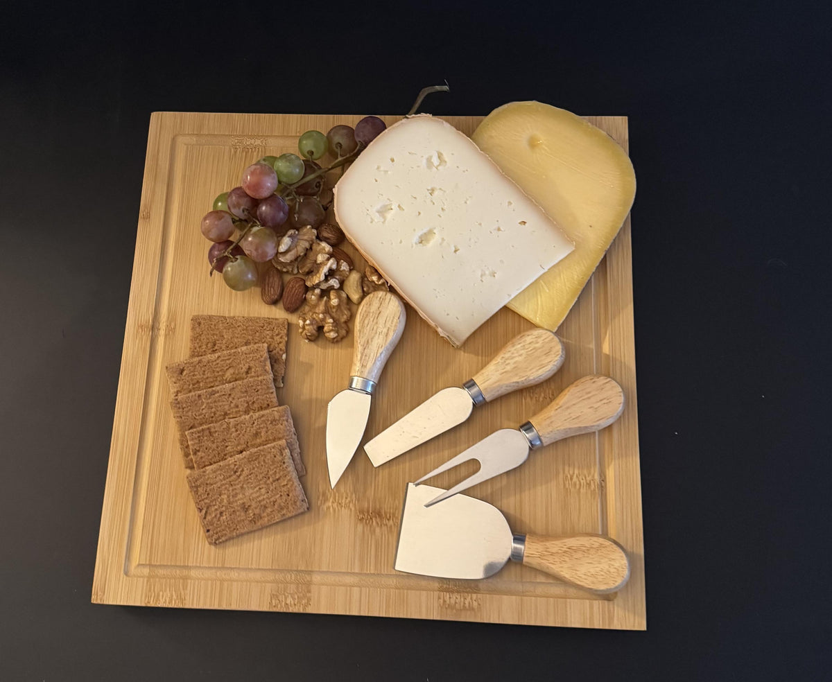 Personalised Engraved Cheese Board Gift Set, Engraved Charcuterie Board with Cheese Knives.