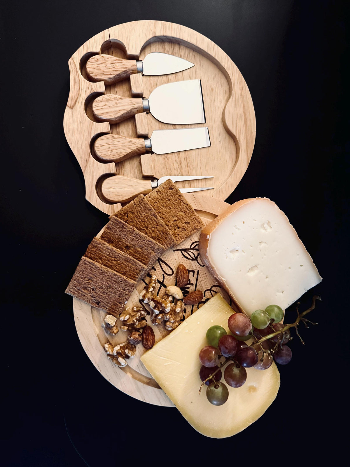Personalised Cheese Board with Knives, Engraved Hevea Wood Cheeseboard, Round Charcuterie Board, Wedding Housewarming Gift fo